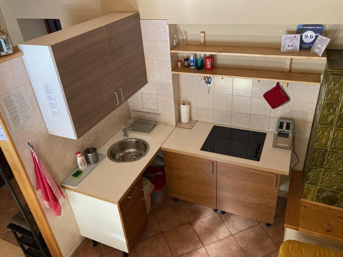 35 Vendégház Pécs Esterno foto