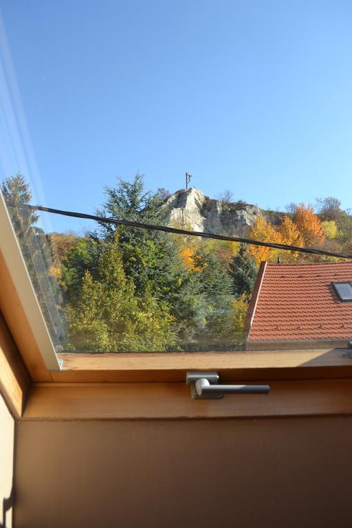 35 Vendégház Pécs Esterno foto